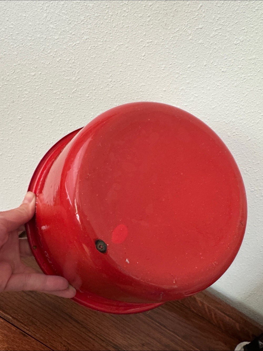 Retro Country Farmhouse Red Enamelware Popcorn Serving Bowl Black & White Detail - Picture 4 of 9